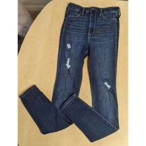 Hollister Ultra High-Rise Advanced Stretch Distressed Blue Jean Leggings Size 1R